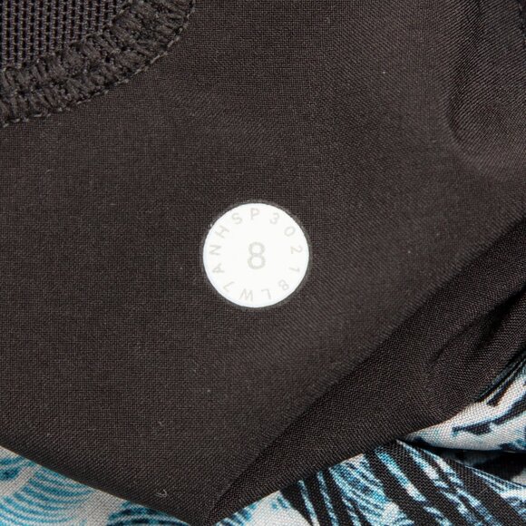 LIKE NEW lululemon athletica Spring Break Away Short - Picture 9 of 9